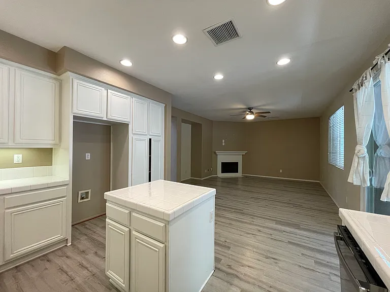 28440 Ware St — Photo 14