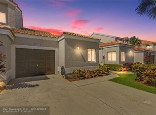 10426 Plaza Centro, Boca Raton, FL 33498