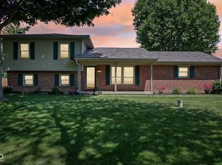 1369 S Daisy Ln, New Palestine, IN