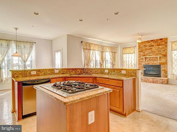 4th image of 22405 Alydar Dr