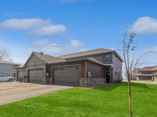 415 Bennett St #10, Wahkon, MN 56386