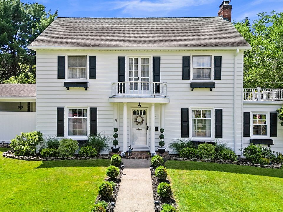 1st image of 9 Edgebrook Rd