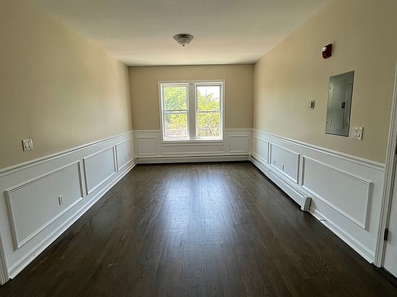 2nd image of 410 S Main St APT 3S