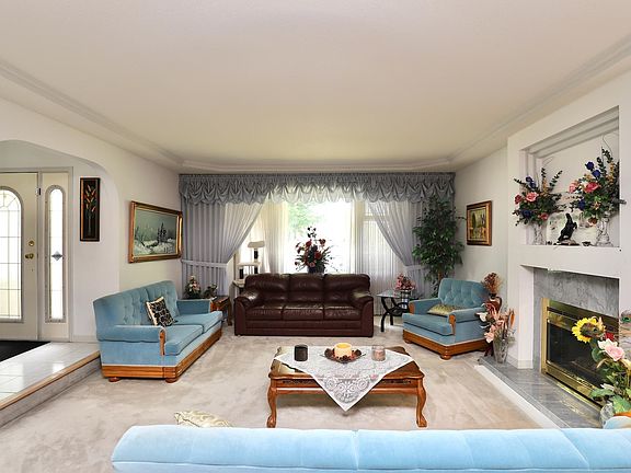 4th image of 16524 84a Ave