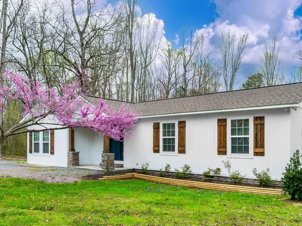 5693 State Highway 117, Mentone, AL 35984