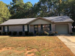 256 Peachtree Rd, Hartselle, AL 35640