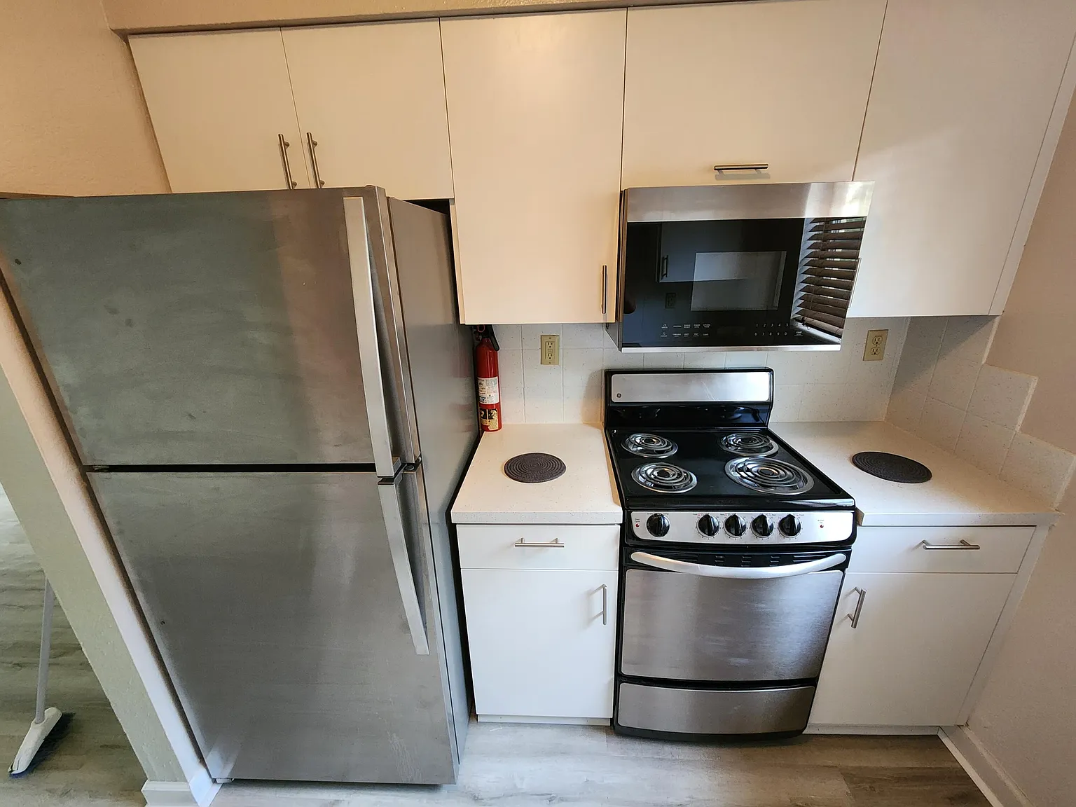 2 bed, 1.0 bath, 846 sqft, $1,895 — Photo 4