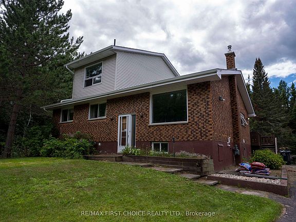 3rd image of 521 Onion Lake Rd