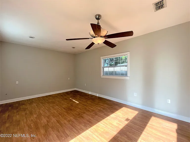 5324 Fremont St — Photo 12