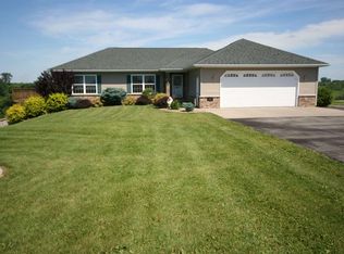 2948 N Dr, Parnell, IA 52325