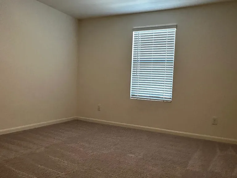 14402 Woodland Holw — Photo 16