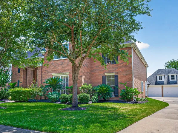 18 Tredington St, Sugar Land, TX 77479