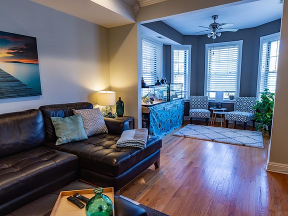 2nd image of 1429 W Birchwood Ave APT 1E