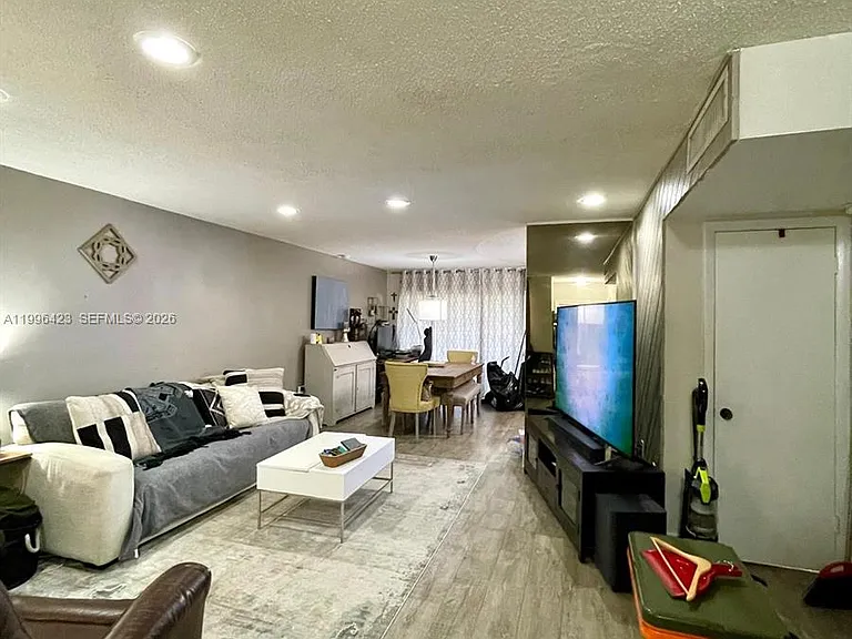 8423 SW 137th Ave #8423 — Photo 8