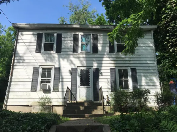17 Cold Soil Rd Floor 2, Lawrence Township, NJ 08648