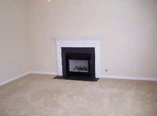 20 Barrett Ln, Cartersville, GA 30120