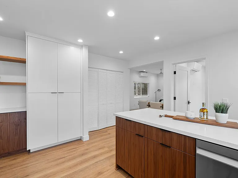 3567 Texas St — Photo 8