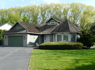 10 Estate Way, Yakima, WA 98908