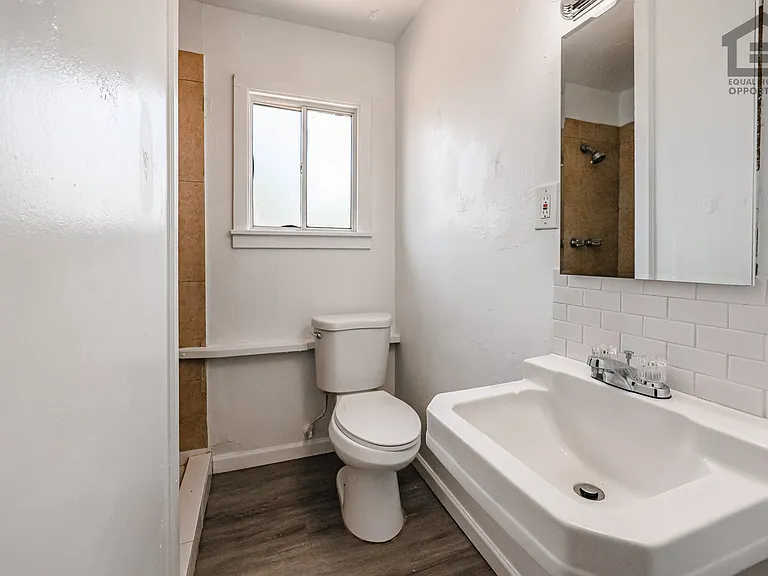 3315 E Cambridge Ave #1 — Photo 19