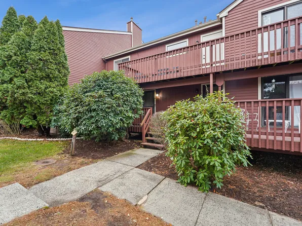 25 Florence Road #26, Branford, CT 06405