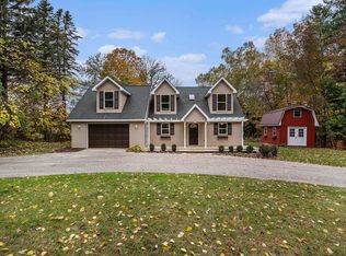8275 Shrigley Rd, Charlevoix, MI 49720