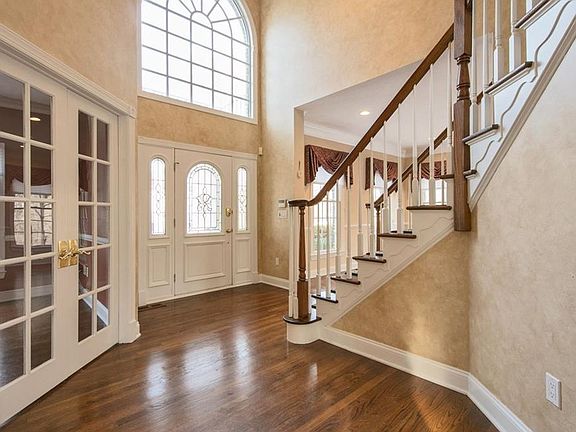 4th image of 34 McGuiness Ln