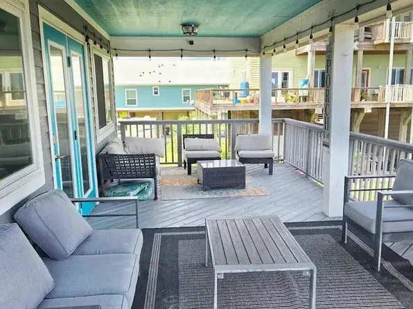 3502 7 1/2 Mile Rd, Galveston, TX 77554