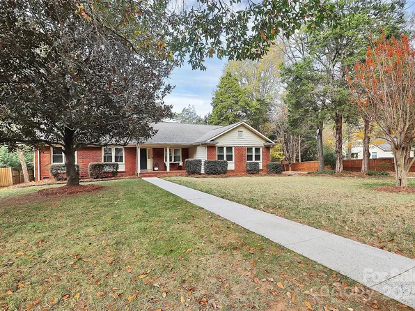 4623 Quail Canyon Dr, Charlotte, NC 28226