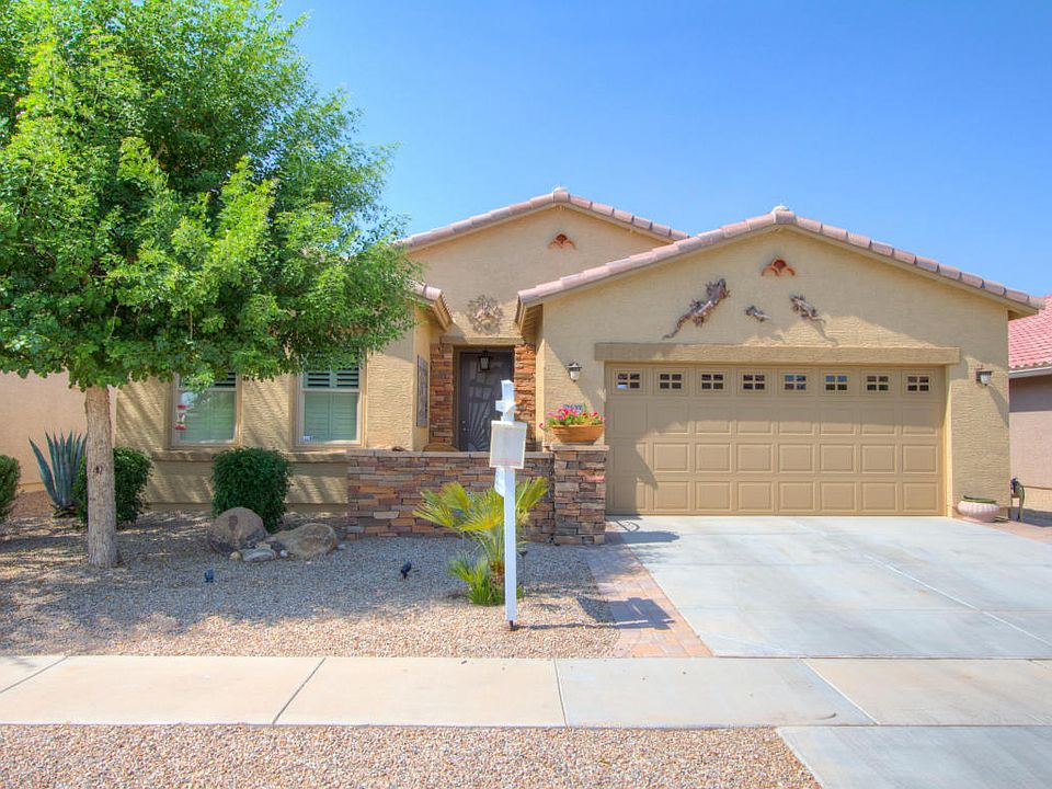 1st image of 2637 E Santa Maria Dr