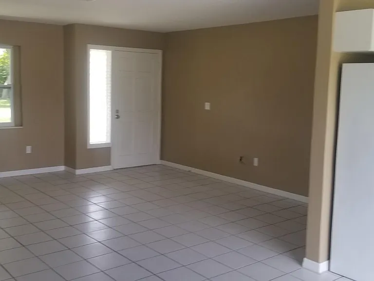 2043 45th Ter SW — Photo 15