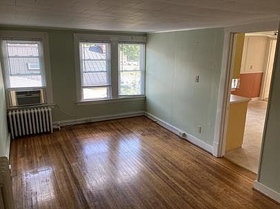 1st image of 257 Cazenovia St #5