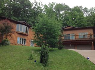 N3530 Sun Valley Rd, La Crosse, WI 54601