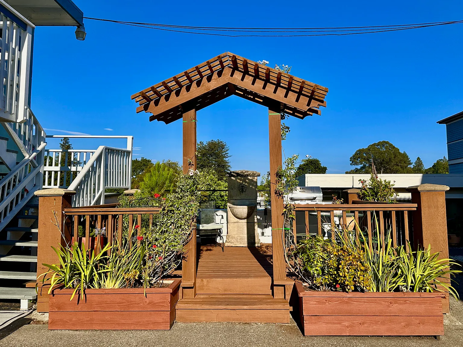 Blue Rock Apartments — Photo 4