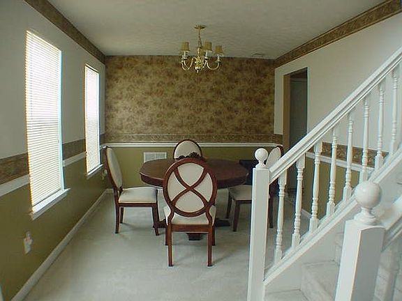 Formal dining room