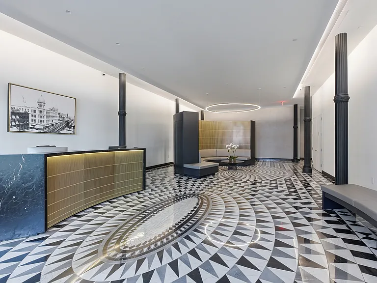 655 6th Ave #D3 — Photo 14