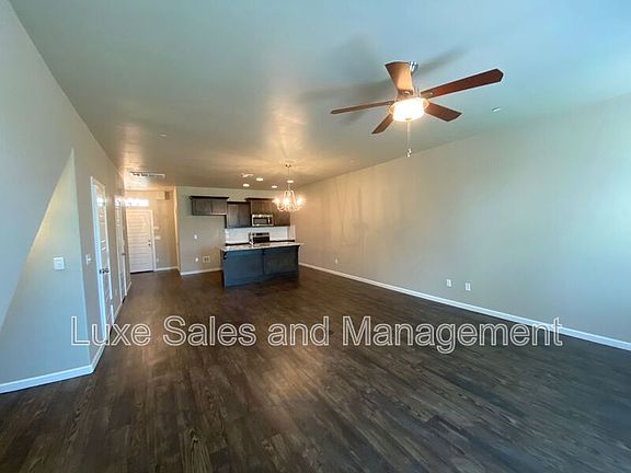 5th image of 749 SW 14th St