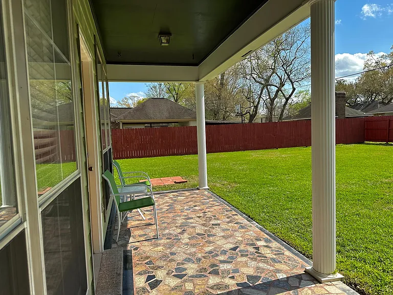 423 Lake Worth Dr — Photo 19