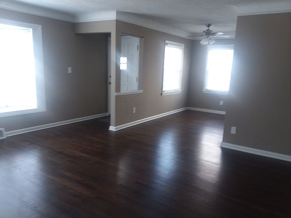 4th image of 609 Parkside Dr