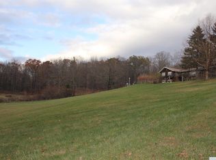 302 Post Hill Rd, Craryville, NY 12521