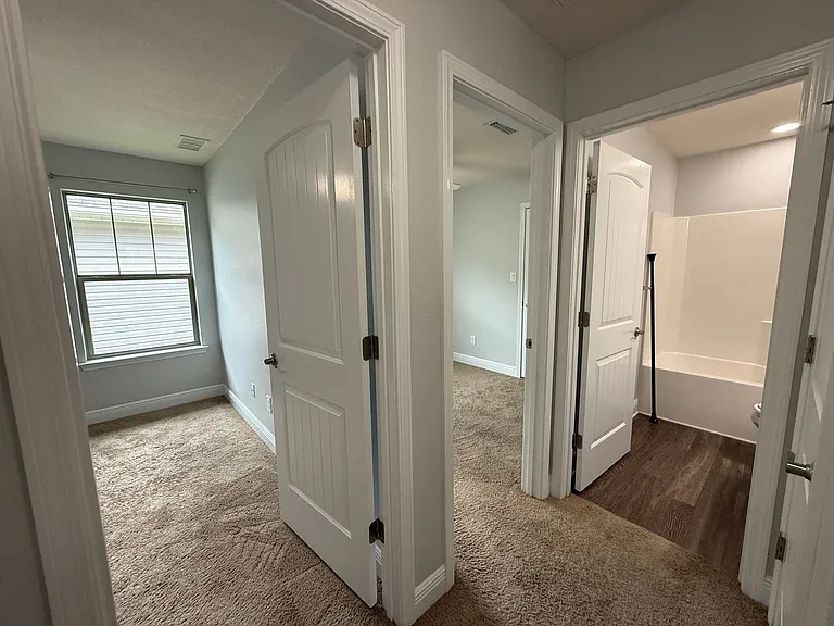 3881 Weatherstone Cir — Photo 17