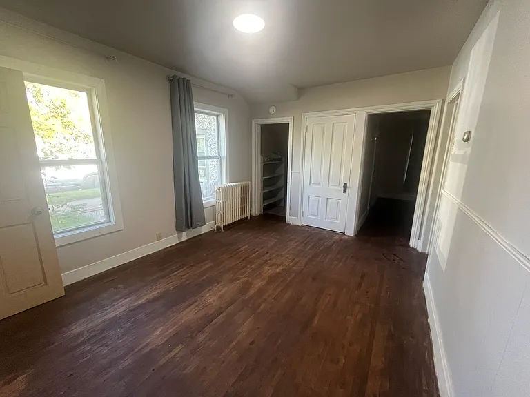 223 N 8th St #2 — Photo 11