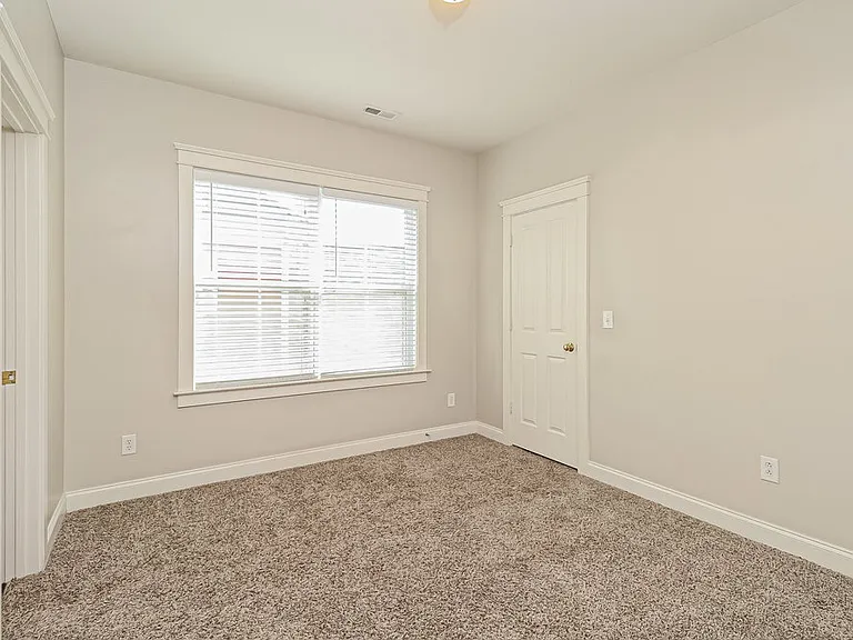 9819 Grier Springs Ln — Photo 13