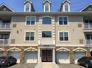 8 Cliff Rd APT C2, Little Falls, NJ 07424