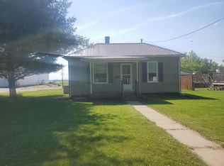 330 N Duncan St, Virginia, IL 62691