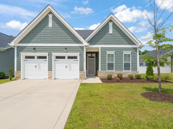 797 Wilma St, Angier, NC 27501