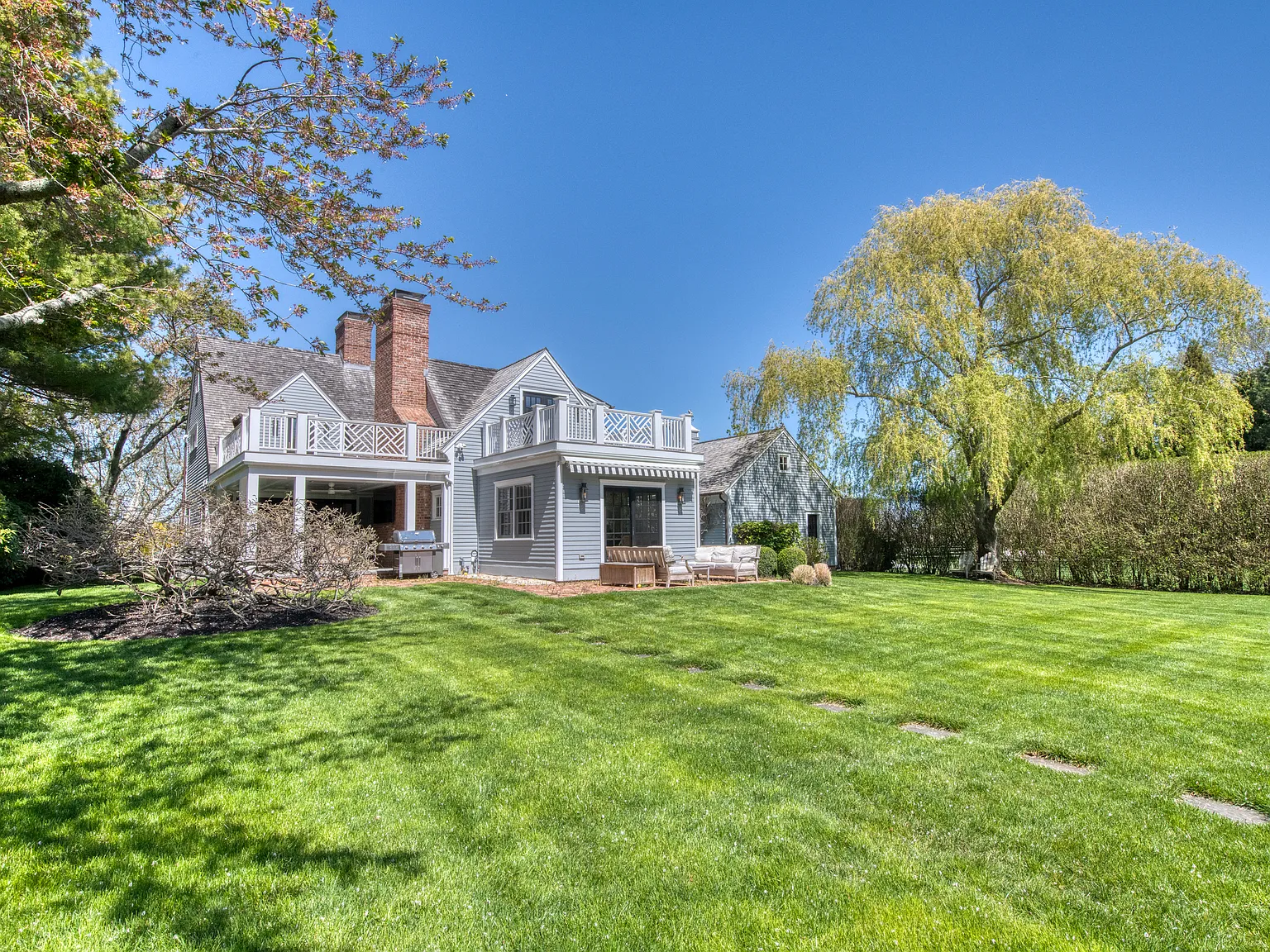 Sophisticated Bridgehampton Retreat - Newly Renovated — Photo 3