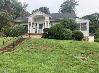 11 Mountain Ave, High Bridge, NJ 08829