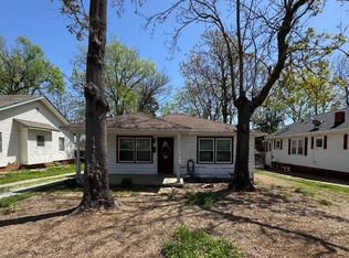 511 S 9th St, Ponca City, OK 74601