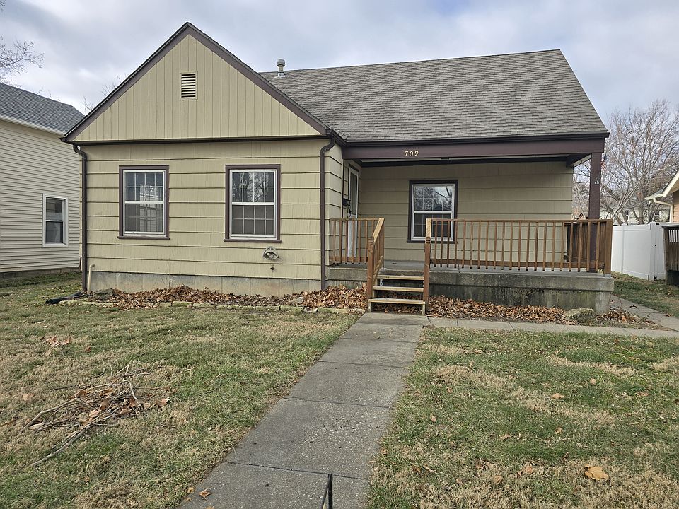 1st image of 709 Pine St