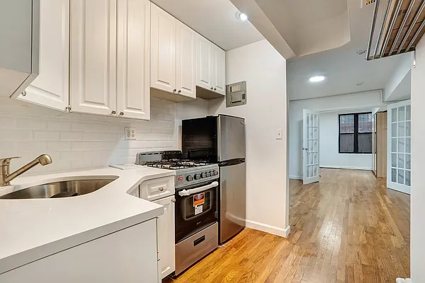 Rented by Corcoran | media 10